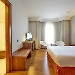 Galeones, Affiliated By Melia Hotel