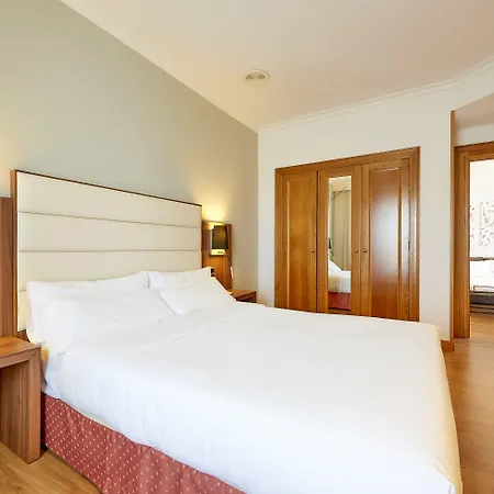 Galeones Affiliated By Melia Vigo