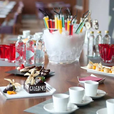 Galeones Affiliated By Melia