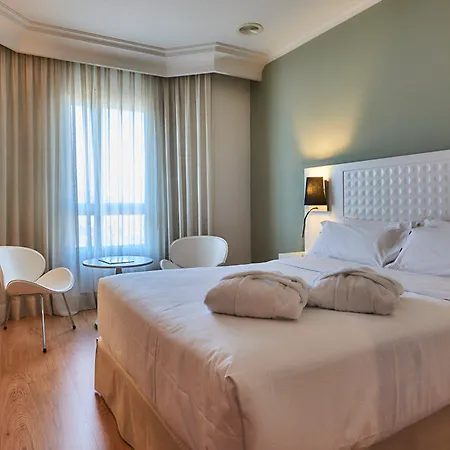 Galeones Affiliated By Melia 4* 比戈