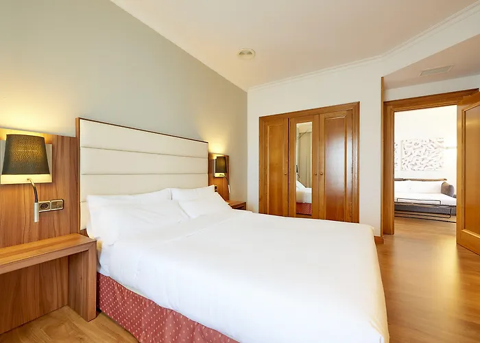 Galeones Affiliated By Melia Vigo