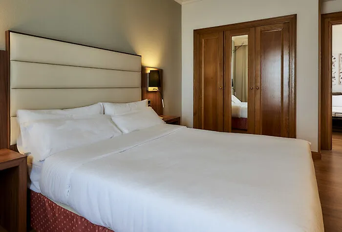 Galeones Affiliated By Melia 4* Vigo